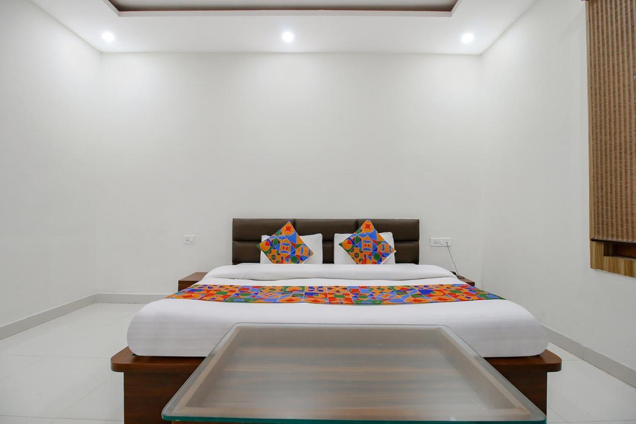 Fabexpress Yuvan Gouharganj 외부 사진