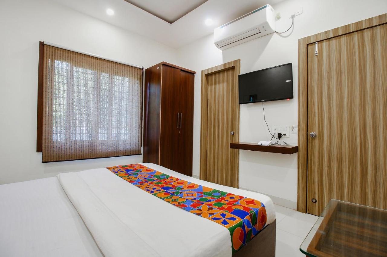 Fabexpress Yuvan Gouharganj 외부 사진